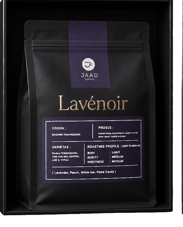 Box Lav&eacute;noir terbuka dengan pouch